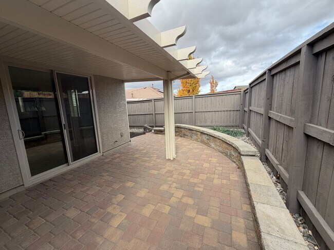 Building Photo - 3 Bedroom Home in Sparks Gated Community!