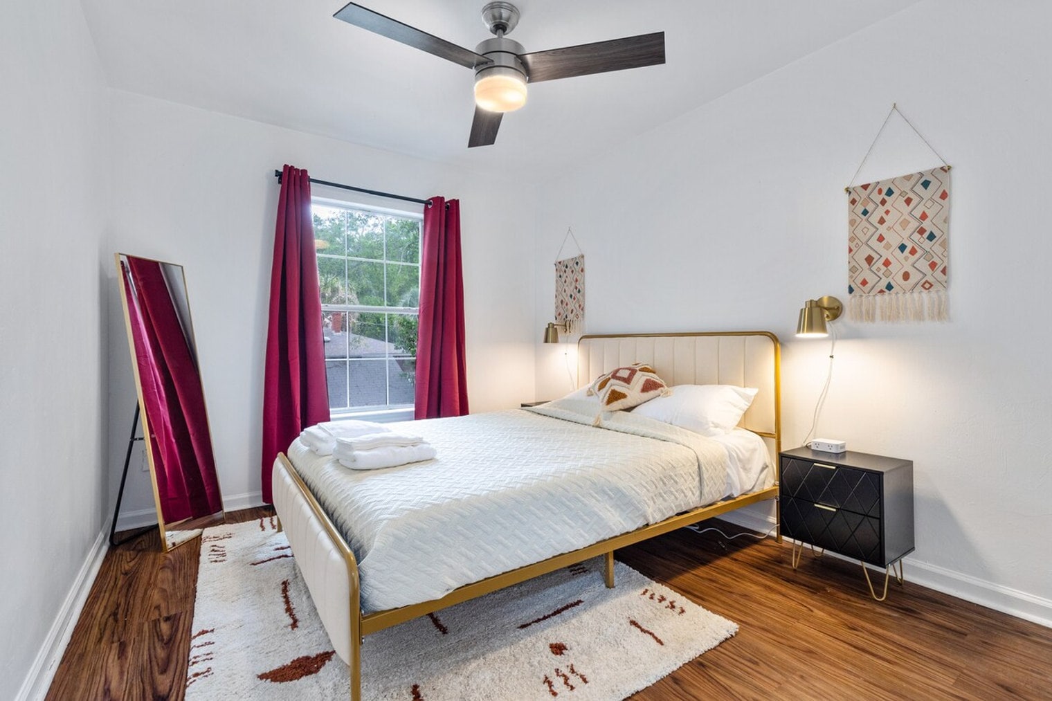 Building Photo - 1300 Nylic St