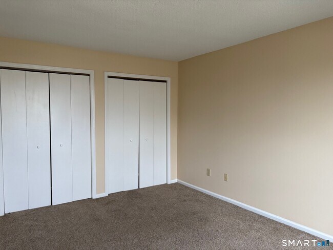 Building Photo - 27 Crows Nest Ln