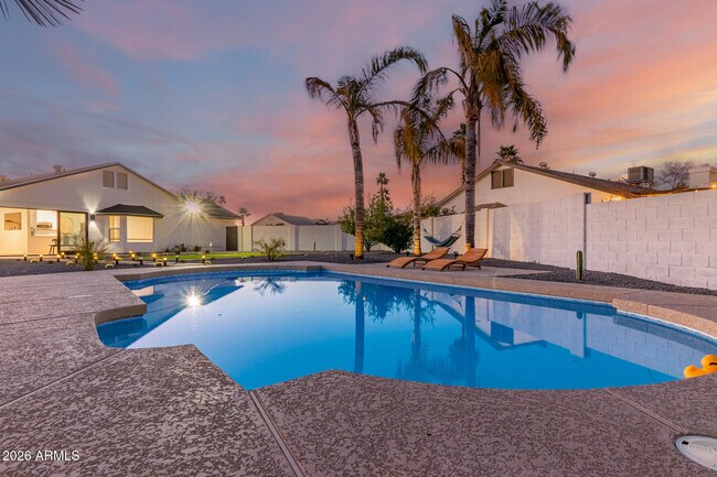 Building Photo - 4039 E Morrow Dr