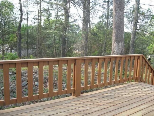 Building Photo - 888 Highland Terrace NE