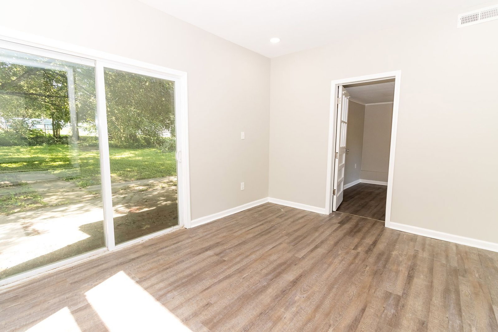 Building Photo - 26 Paulmar Dr