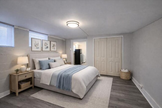 Building Photo - Cumberland Drive Triplex