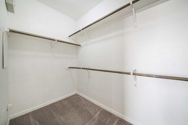 Building Photo - 14002 Madrigal Ln