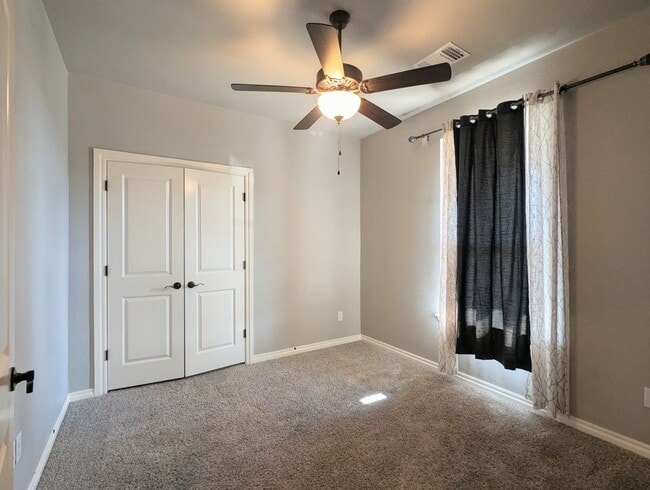 Building Photo - Beautiful Edmond Home | Gas Fireplace, Storm Shelter & Fenced Backyard!