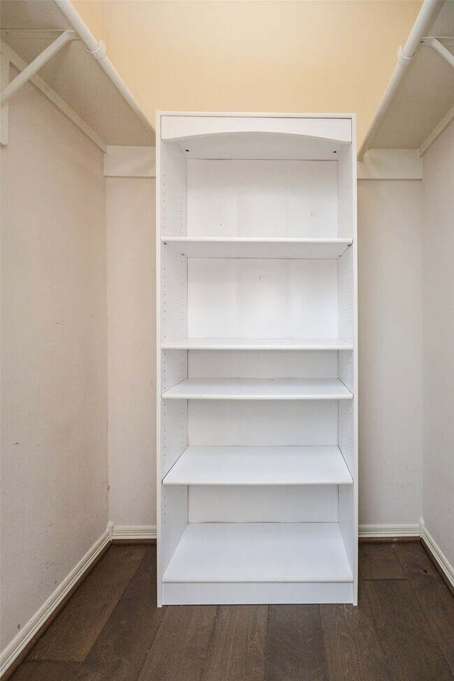 Building Photo - 19423 Arbor Pines Ln