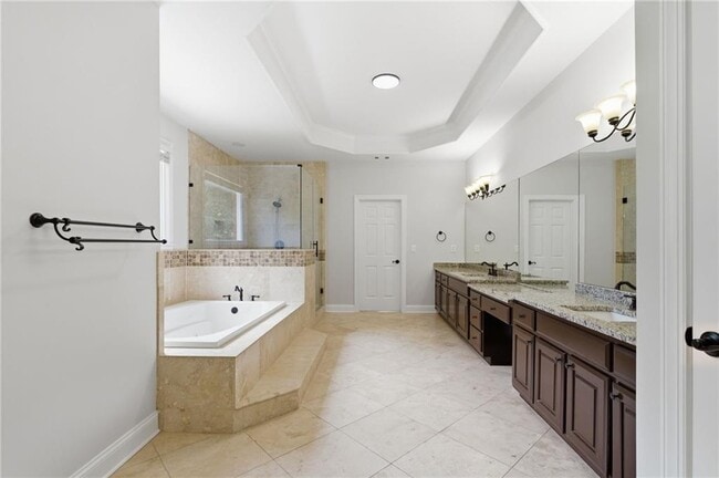 Building Photo - 730 Rose Creek Cir