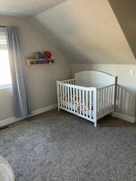 Building Photo - 1579 W Pyrite Ln