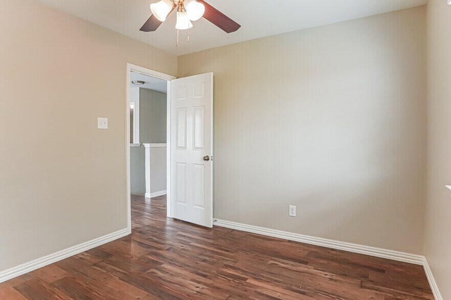 Building Photo - 22903 Powell House Ln