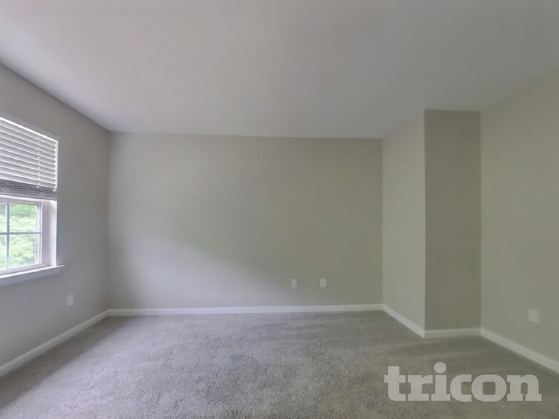 Building Photo - 1306 Sutler Terrace