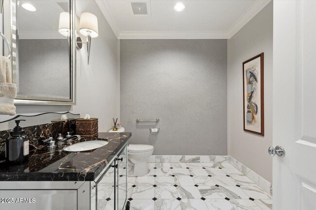 Building Photo - 15802 N 71st St