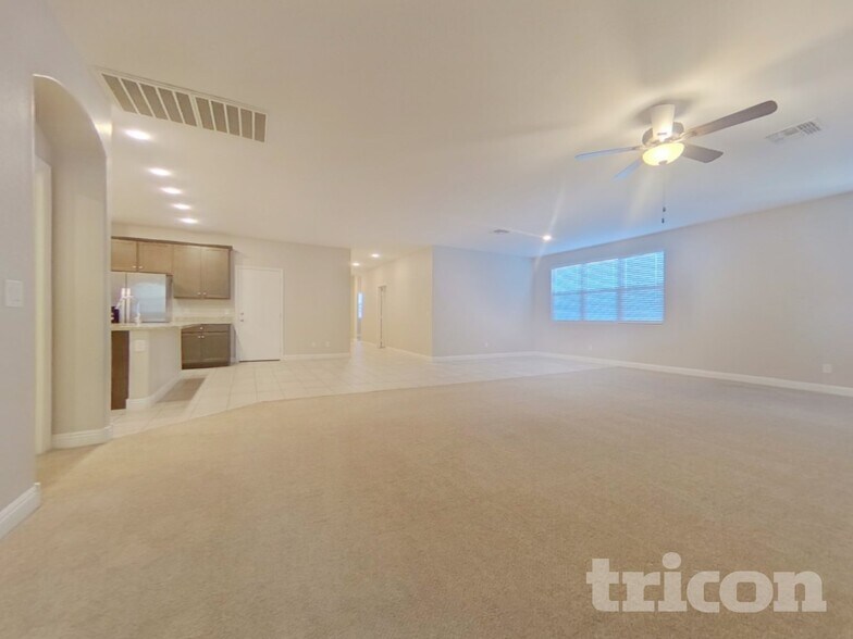 Building Photo - 11393 S 175th Dr