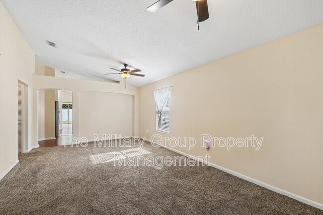 Building Photo - 12387 Anarania Dr