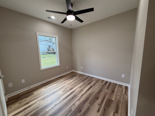 Building Photo - Brand New Build 3 Bed 2 Bath Home In Columbia