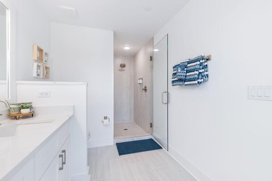 Building Photo - 154 Blue Eden Lp