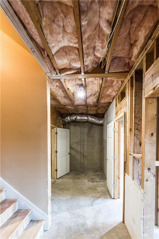 Building Photo - 8465 Bethel Ridge Ct