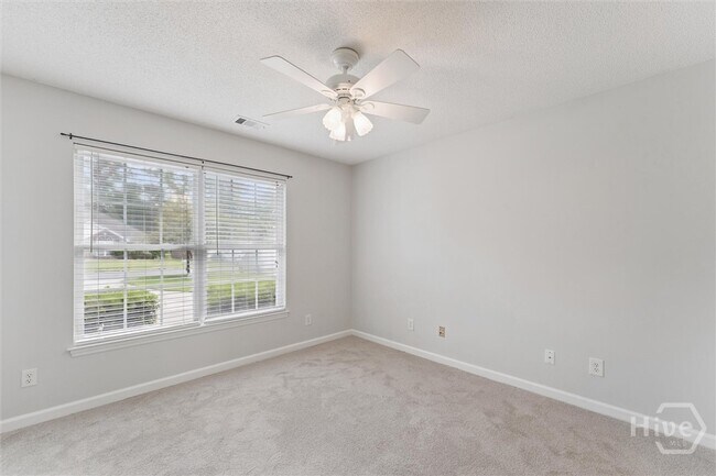 Building Photo - 161 Marshview Dr