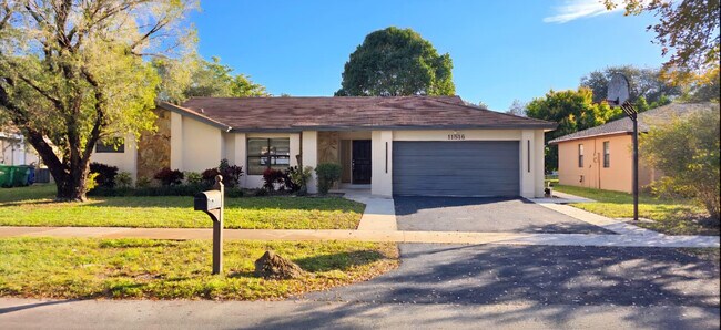 Building Photo - 11516 SW 54th St