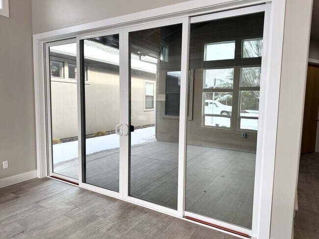 Building Photo - Rarely available in the most preferred River District! Available July 2026