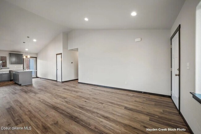 Building Photo - Beautiful Newer 3 Bedroom Home in Brookshire – Mountain Views!