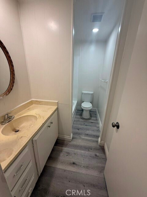 Building Photo - 8228 Beech Ave