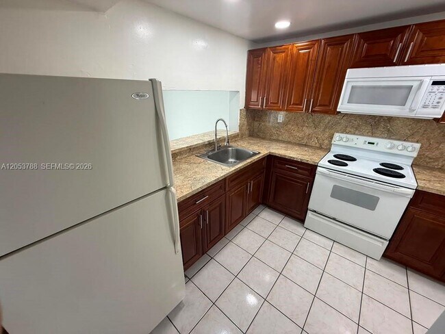 Building Photo - 11780 SW 18th St
