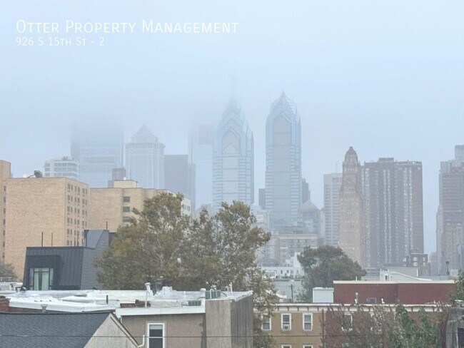 Building Photo - 926 S 15th St