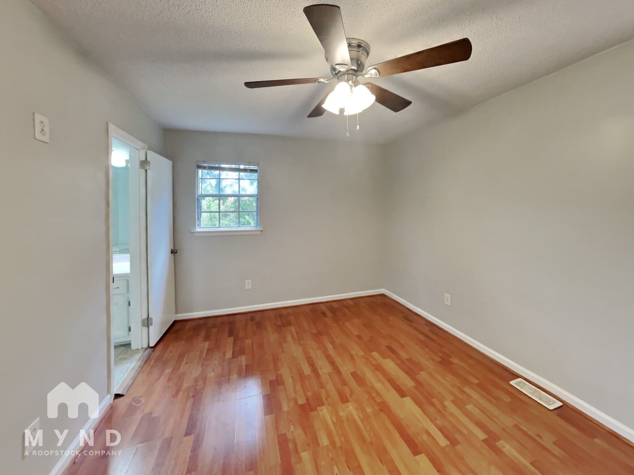 Building Photo - 1172 Westridge Cir
