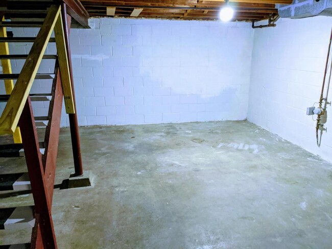 Building Photo - 4026 Bauman Ave