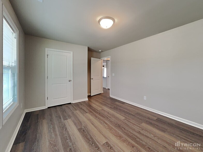 Building Photo - 221 Cornfield Ln