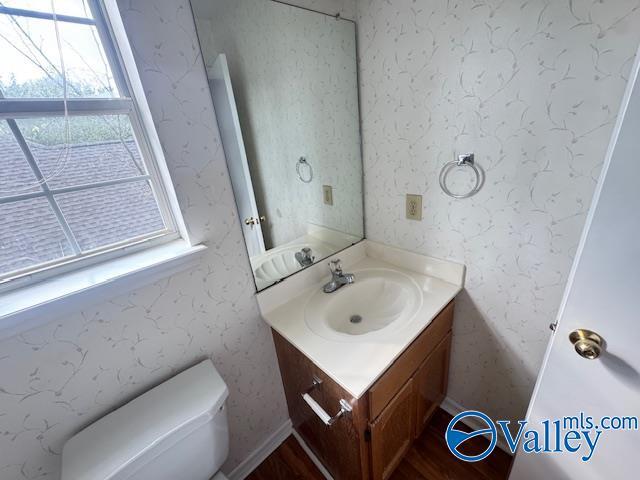 Building Photo - 2604 Autumn Ridge Dr SW
