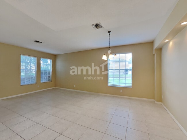 Building Photo - 1519 Swamp Rose Ln
