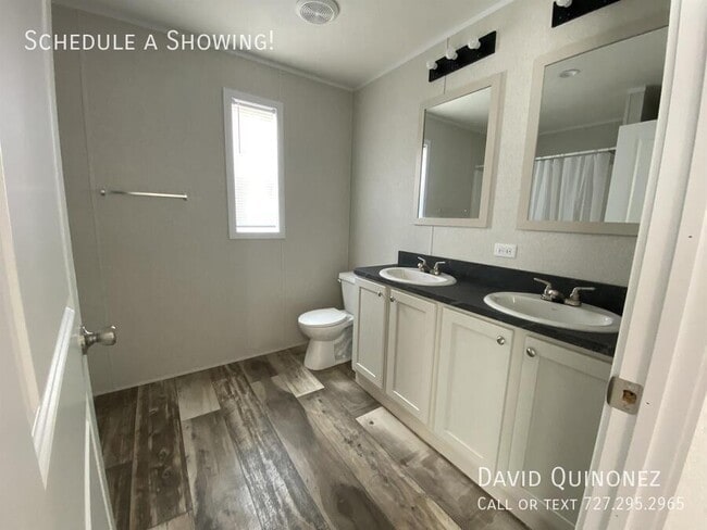 Building Photo - 204 Monterey Dr