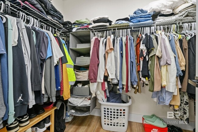 Building Photo - 350 Allison Ct