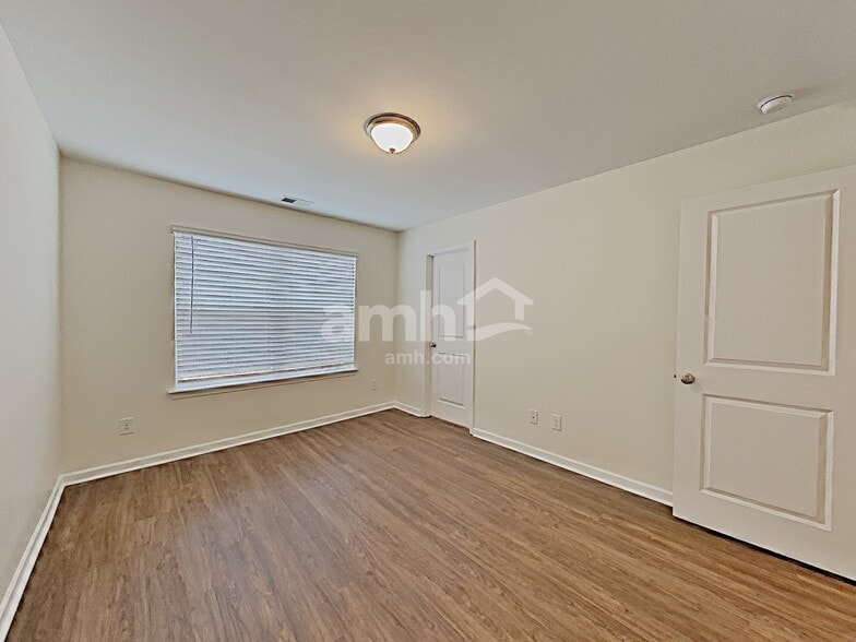 Building Photo - 277 Ivy Brook Dr