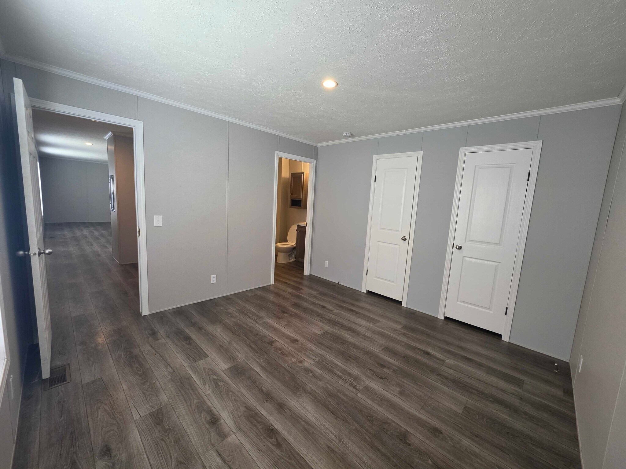 Building Photo - 62 Meggan Dr