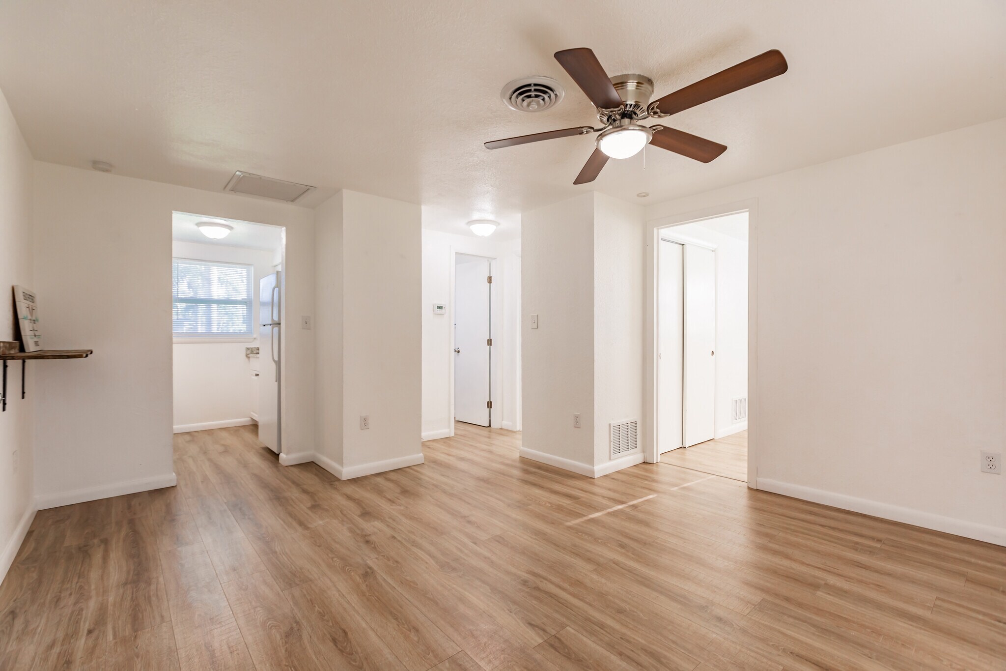 Building Photo - 1611 Florence Ave