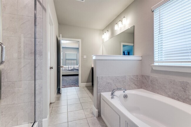 Building Photo - 1284 Caprock Dr