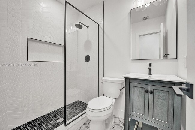 Building Photo - 915 NW 7th St