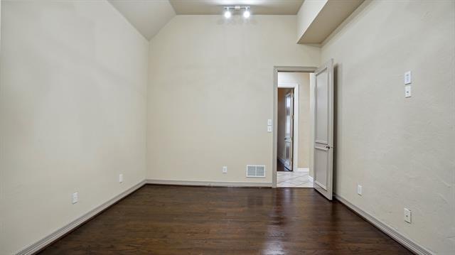 Building Photo - 104 Stonehaven Ct