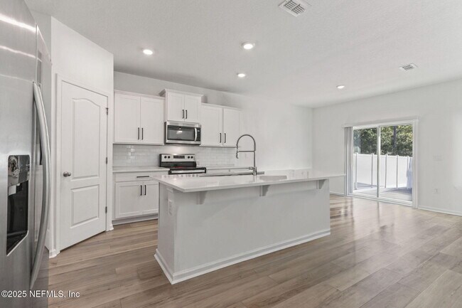 Building Photo - 2267 Shady Breeze Ln