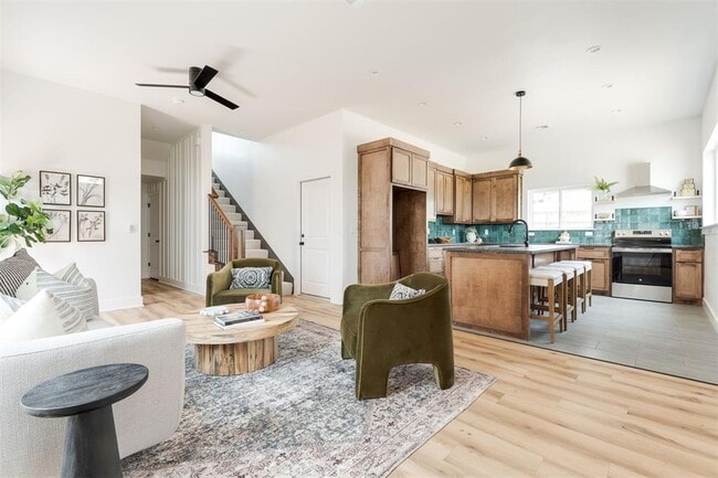 Building Photo - 1005 N Kelham Ave