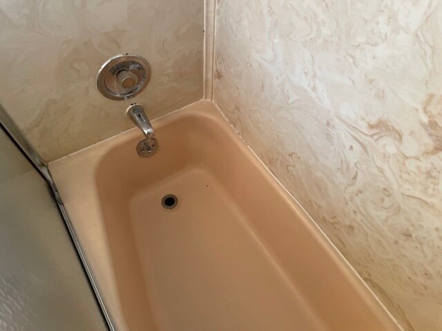 Building Photo - 720 N Broadway Ave