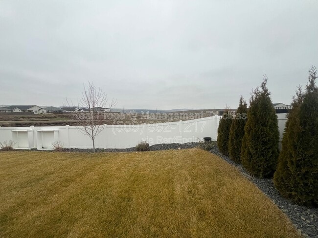 Building Photo - 2511 Brodie Ln