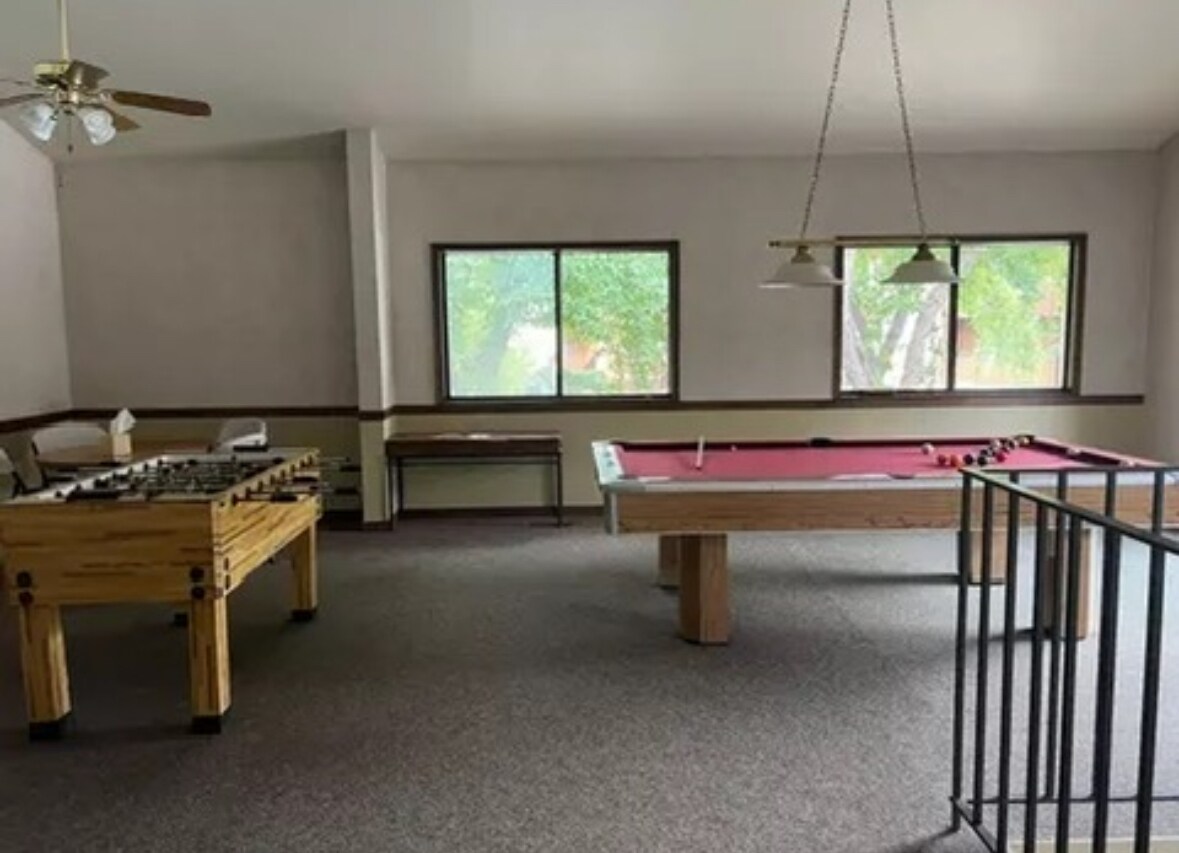 Building Photo - 6858 S Countrywoods Cir