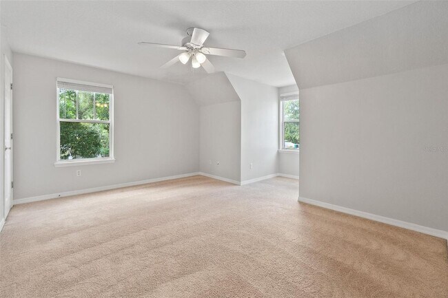 Building Photo - 2413 Musselwhite Ave