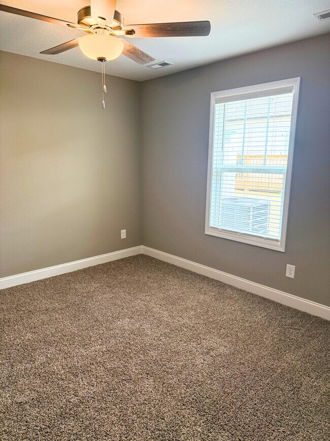 Building Photo - 7314 Woodpecker Wy