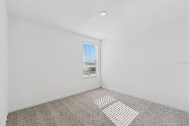 Building Photo - 1712 Tropical Oasis Ave