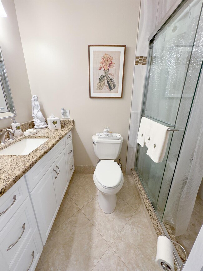 Building Photo - 4525 NW 3rd Ct