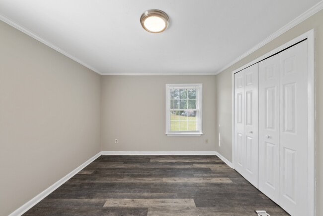 Building Photo - 674 Mount Olivet Church Rd